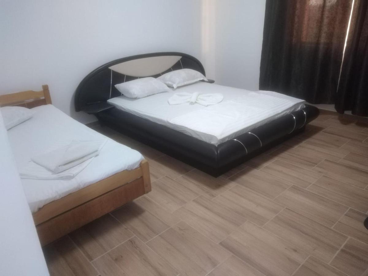 Casa Sya Hotel Vama Veche Exterior foto